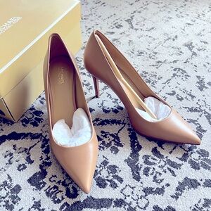 Michael Kors | Keke Mid Pump | (8M) NWB